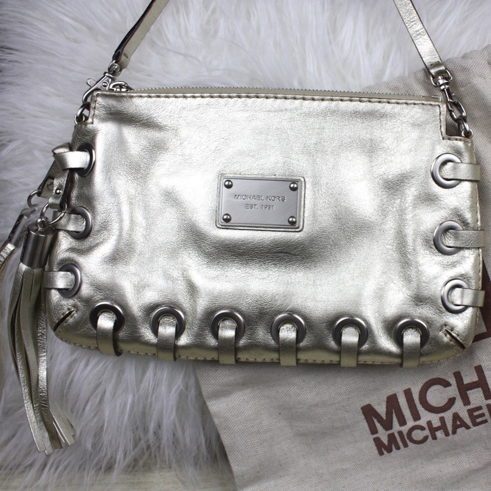 MICHAEL. Michael Kors   Astor grommet wristlet
